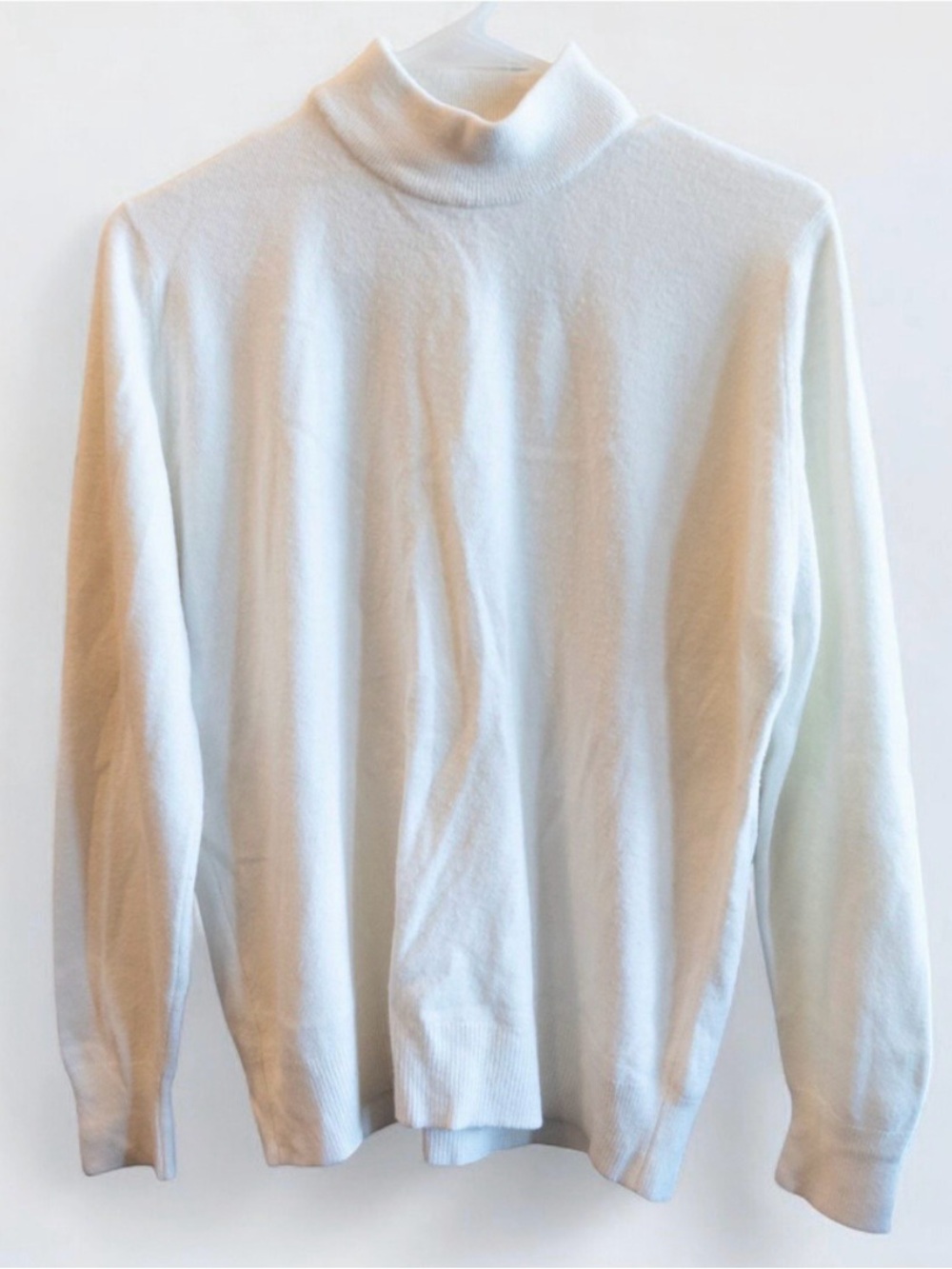 Designers Originals White Sweater Womens Medium